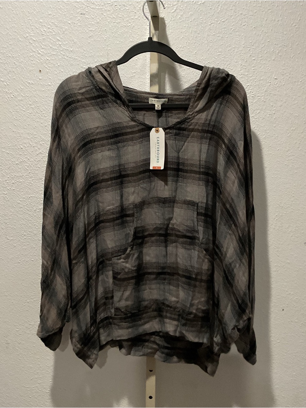 EARTHBOUND Gray Plaid Hooded Pullover